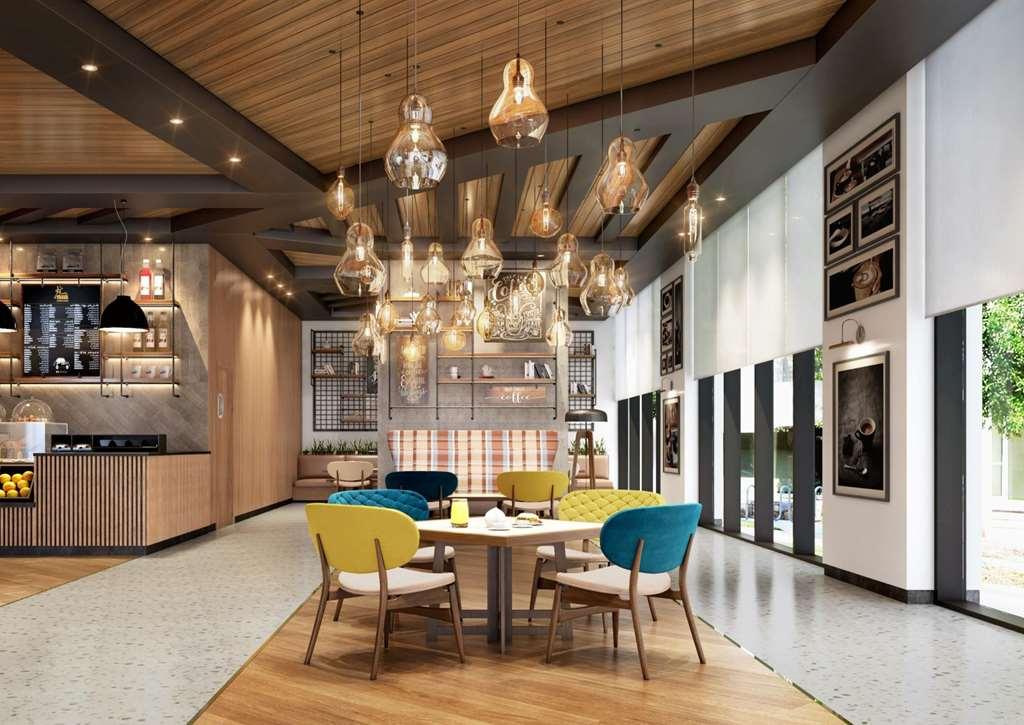 Doubletree By Hilton Muscat Qurum Restaurang bild