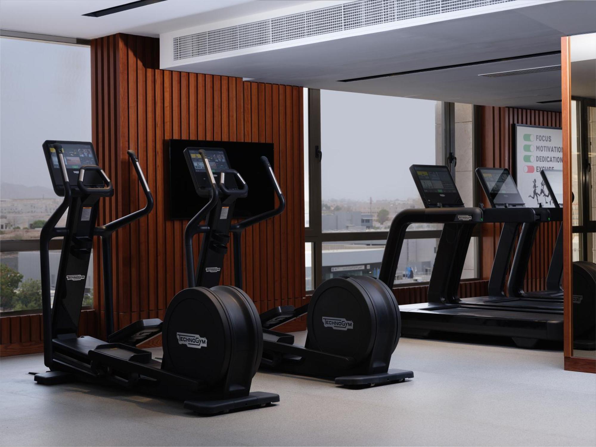 Doubletree By Hilton Muscat Qurum Exteriör bild