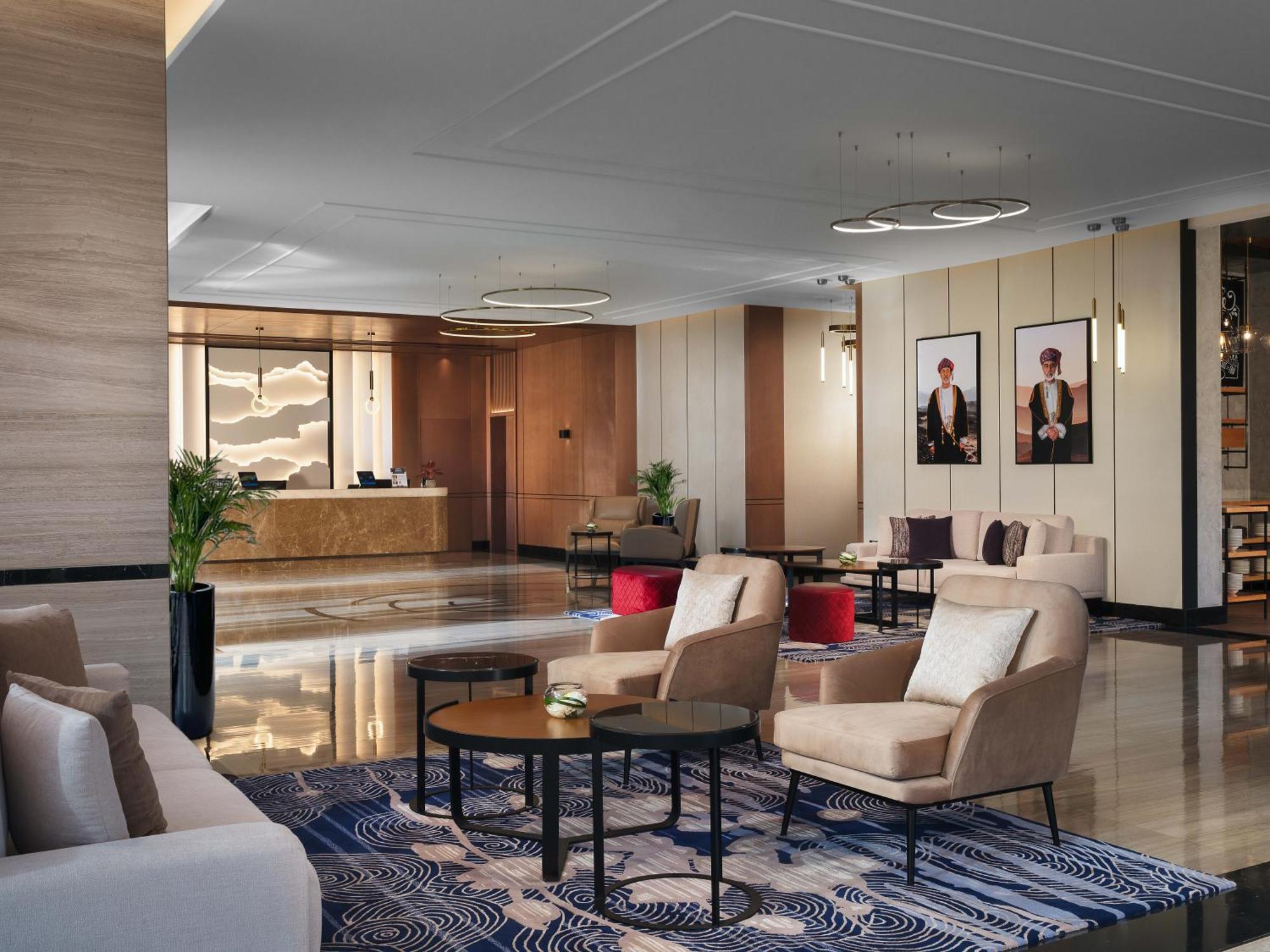 Doubletree By Hilton Muscat Qurum Exteriör bild